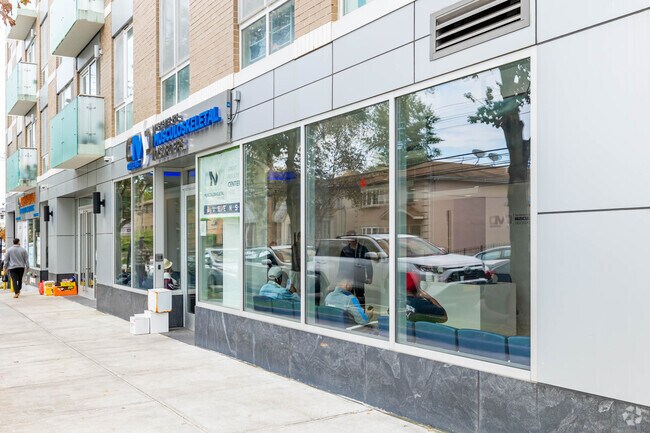 Foto del edificio - 15815 Union Tpke