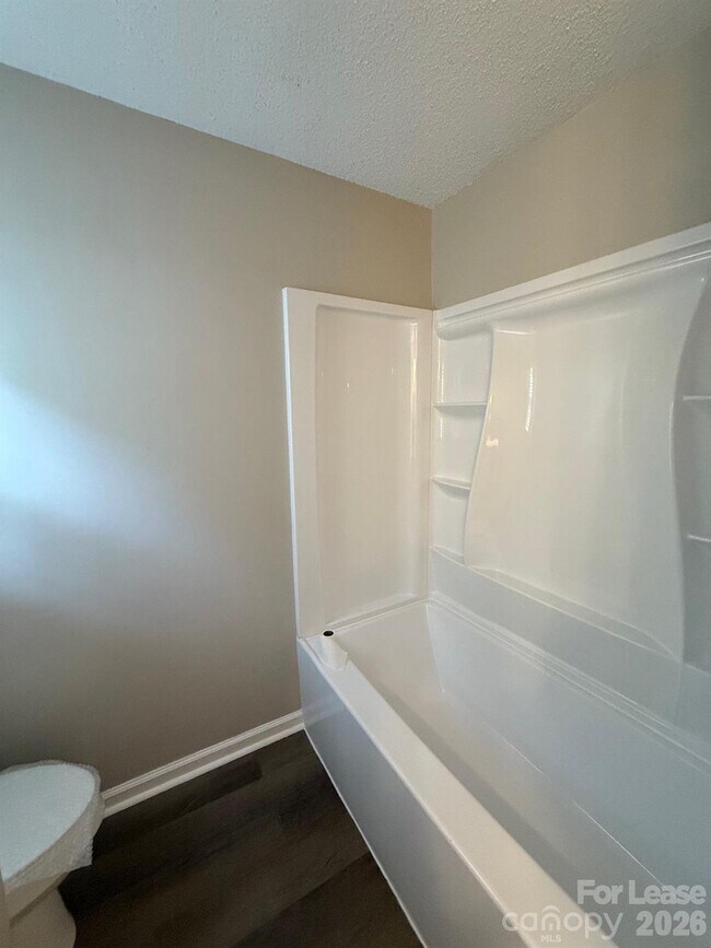 Building Photo - 9413 Split Rail Ln