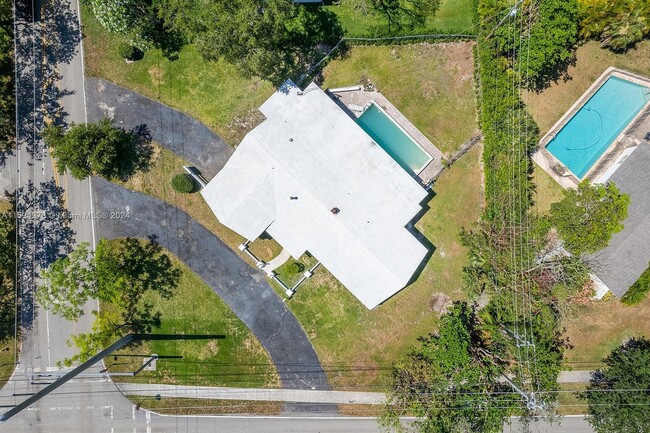 Building Photo - 8145 Southwest 128th Street Apt #8145, Mia...