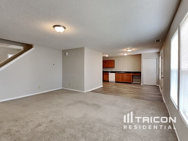 Foto del edificio - 8540 Bluff Point Way