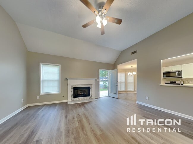 Building Photo - 101 Trailwood Ln