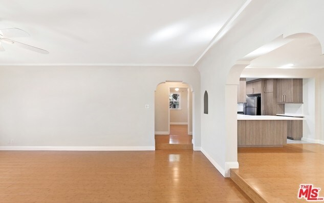 Building Photo - 1016 S Crescent Heights Blvd