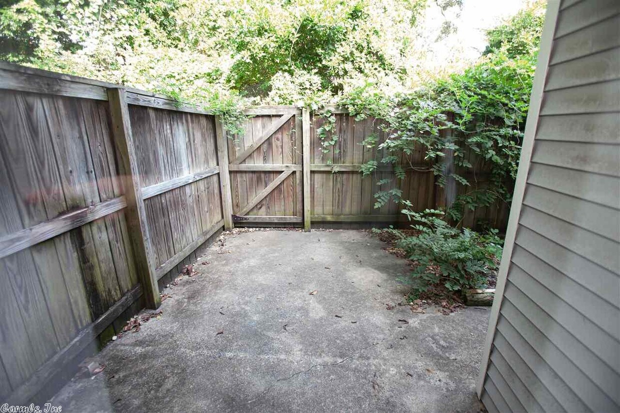 1920 Kavanaugh Blvd, Little Rock, AR 72205 Room for Rent in Little