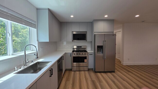 Foto del edificio - 8408 W 4th St