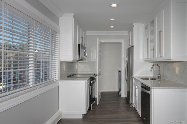 Building Photo - 37 Victorian Ct