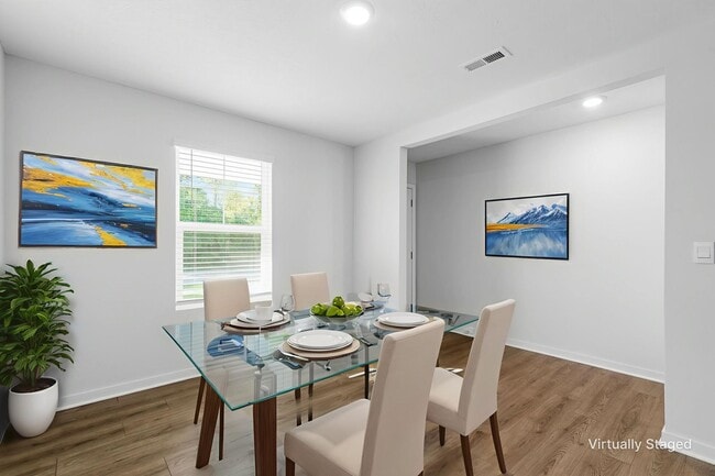 Building Photo - NEW Single Family Home in a Private Community!