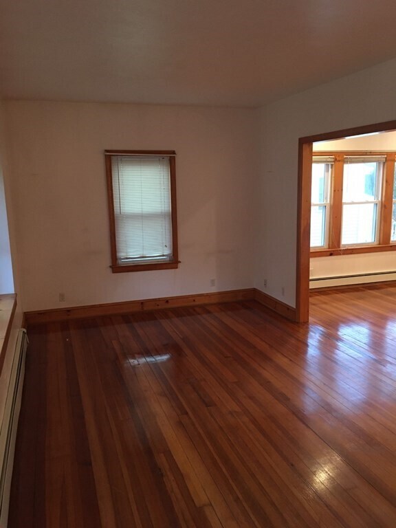 Building Photo - 29 Phillips Ave