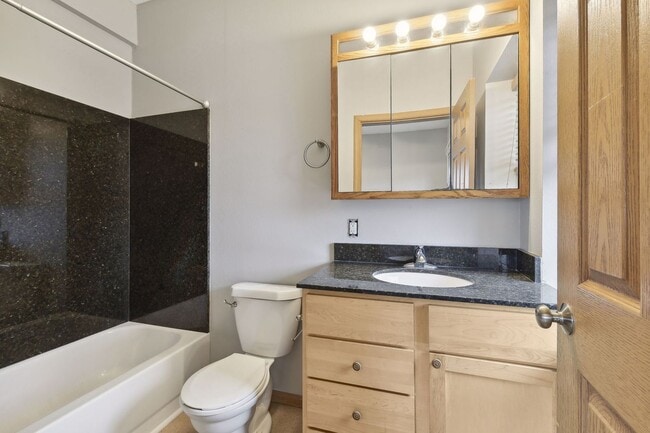Interior Photo - St. George Apartments