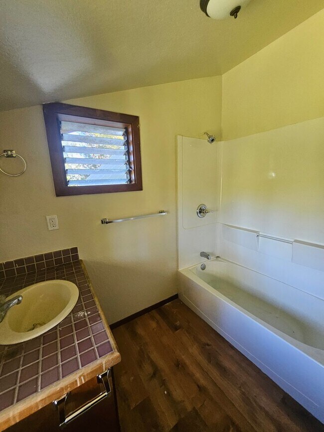 Foto del edificio - Newly Renovated 3 Bedroom Home in Kurtistown