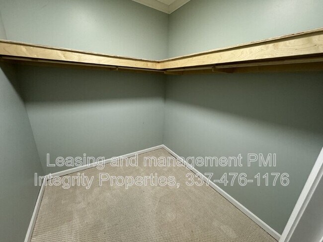 Building Photo - 1134 Guidry Rd