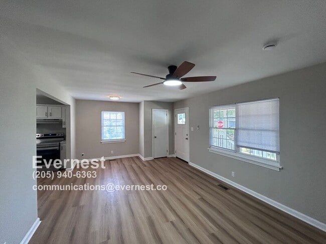 Foto del edificio - 1345 Mims St SW