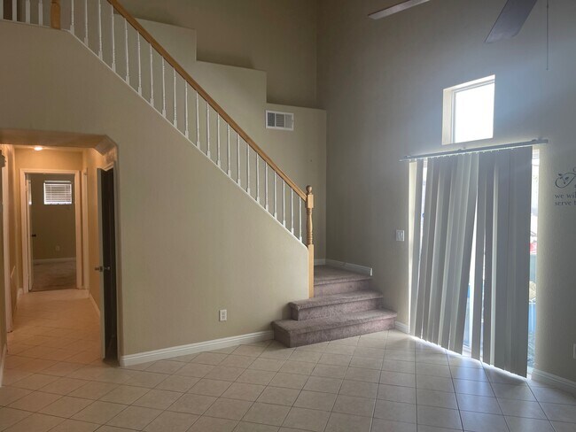Building Photo - 6115 Magic Mesa St