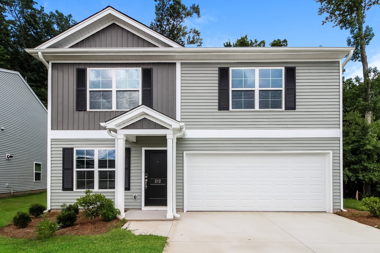 Primary Photo - 212 Celebration Ave, Anderson, SC