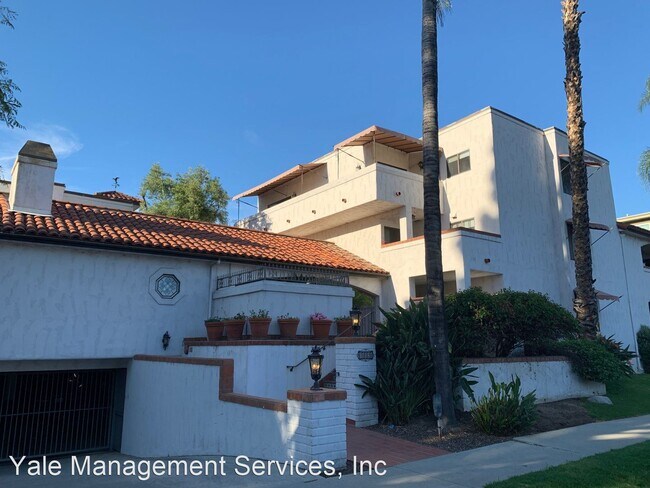 Foto del edificio - 15323 Weddington St