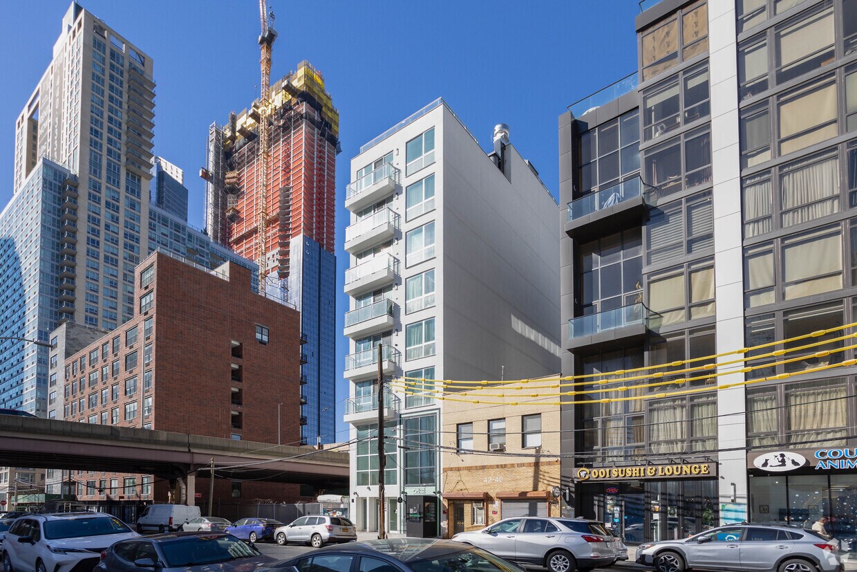 Foto principal - 42-44 Crescent St