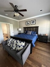 Building Photo - 4406 Crawford St