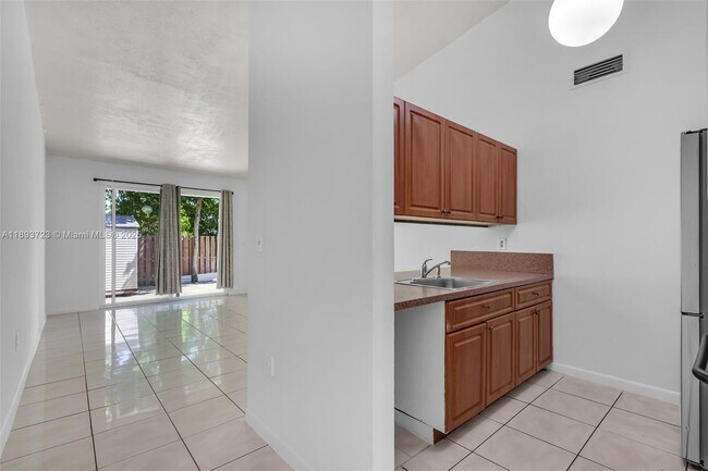 Building Photo - 6713 NW 188th Terrace