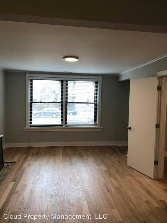Foto del edificio - 2307 S Trumbull Ave