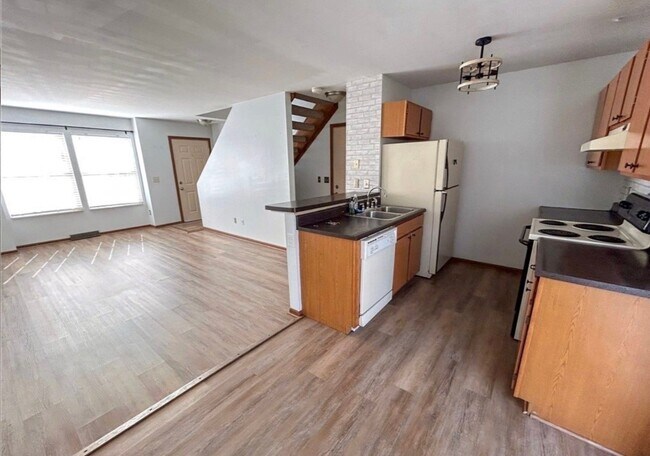 Foto del edificio - 3314 Woodland Trail