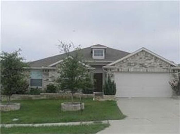 Foto principal - 4 Bedroom 1 story Duncanville ISD