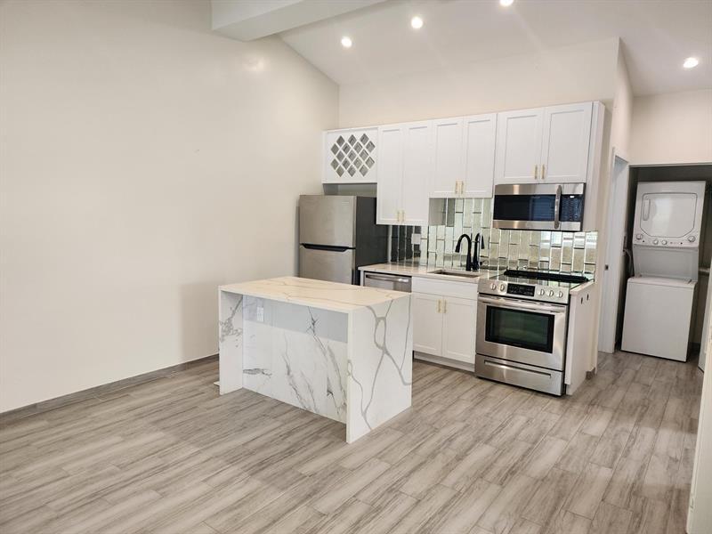 Foto principal - 315 SW 7th St