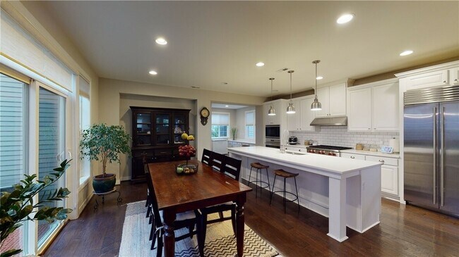 Foto del edificio - 962 Pine Crest Cir NE