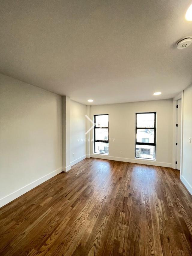 Building Photo - 2 bedroom in BROOKLYN NY 11237