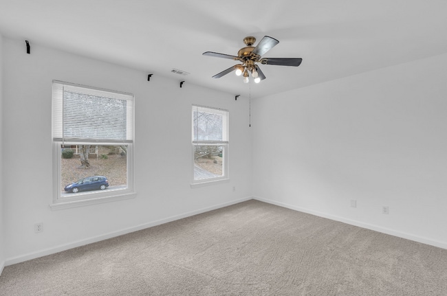 Building Photo - 2119 Flint Glenn Ln