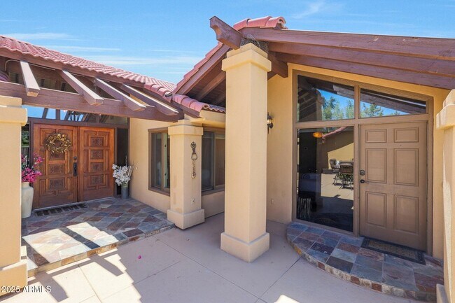 Foto del edificio - 10825 N 85th Pl