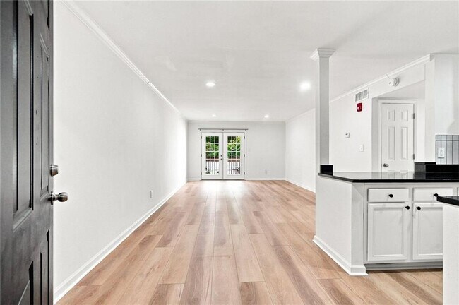 Foto del edificio - 5095 Roswell Rd NE