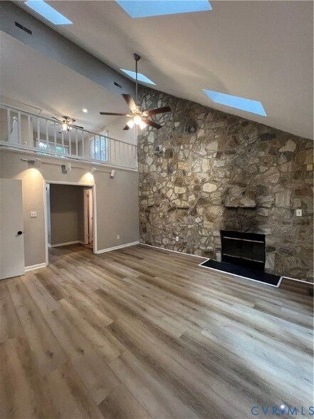 Foto del edificio - 1838 Ferncreek Pl