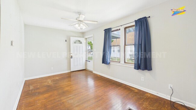 Foto del edificio - 413 E 6th St