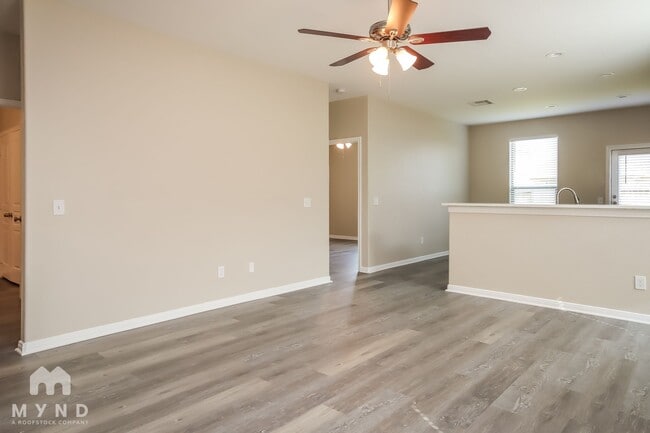 Building Photo - 6607 Dayridge Ln