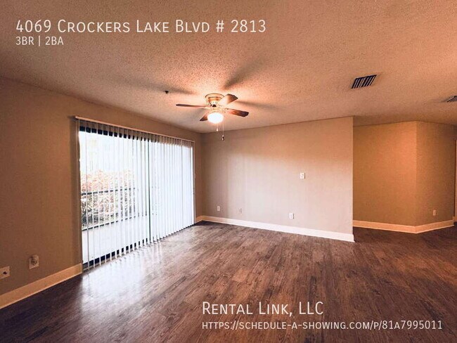 Foto del edificio - 4069 Crockers Lake Blvd