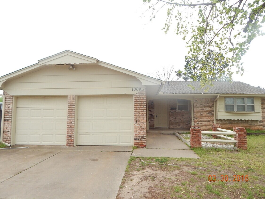 Primary Photo - 3 Bedrooms + 1.5 Bath + 2 Car Garage