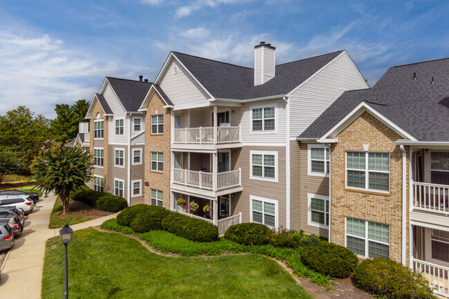 Building Photo - The Elms At Kingstowne