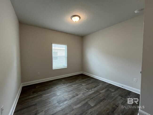 Foto del edificio - 14836 Dayton Cir