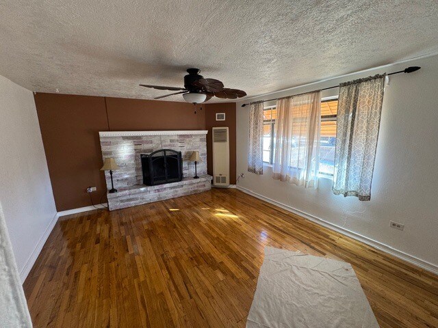 Foto del edificio - 1825 Mann St