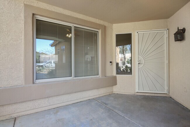 Foto del edificio - 5131 E Skinner Dr