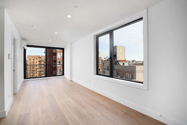 Photo - 23-33 Astoria Blvd Apartment