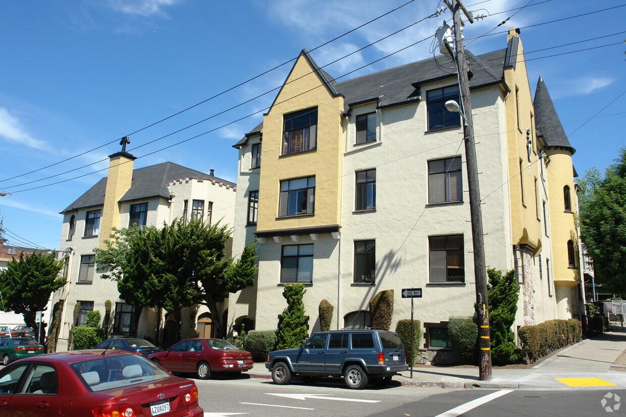 Chateau Apartments Berkeley, CA