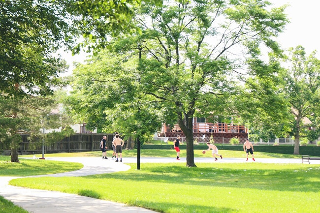 Foto del edificio - 5580 W 72nd Ave