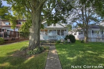 Building Photo - 6894 Farrell Dr NE