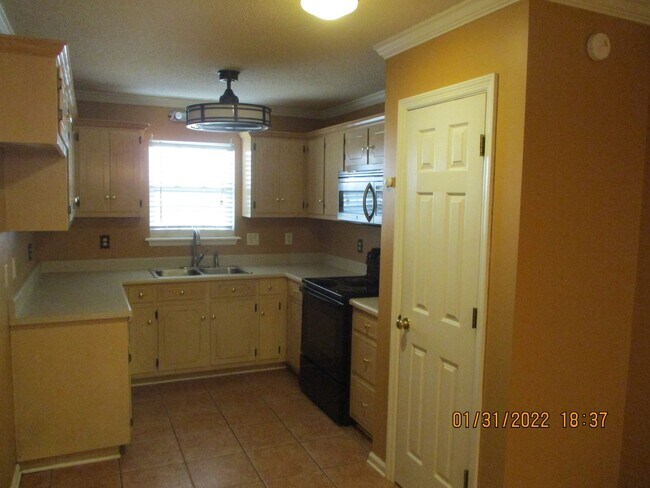 Building Photo - 115 Dru Ct
