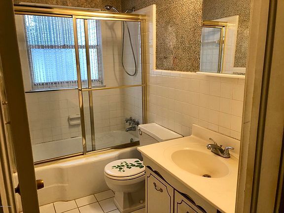 Foto del edificio - 333 Arbor Ave, Louisville, KY 40214