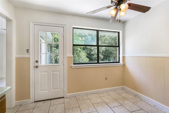 Building Photo - 185 Tchefuncte Dr