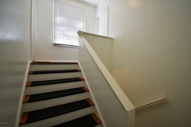 Foto del edificio - 3661 St Johns Ave