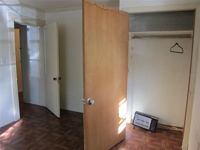 Foto del edificio - 1030 NE 9th St