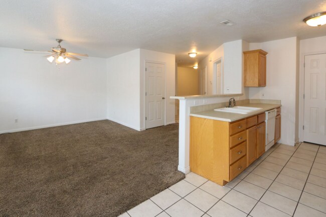 Foto del edificio - 10505 Sage Flats Way