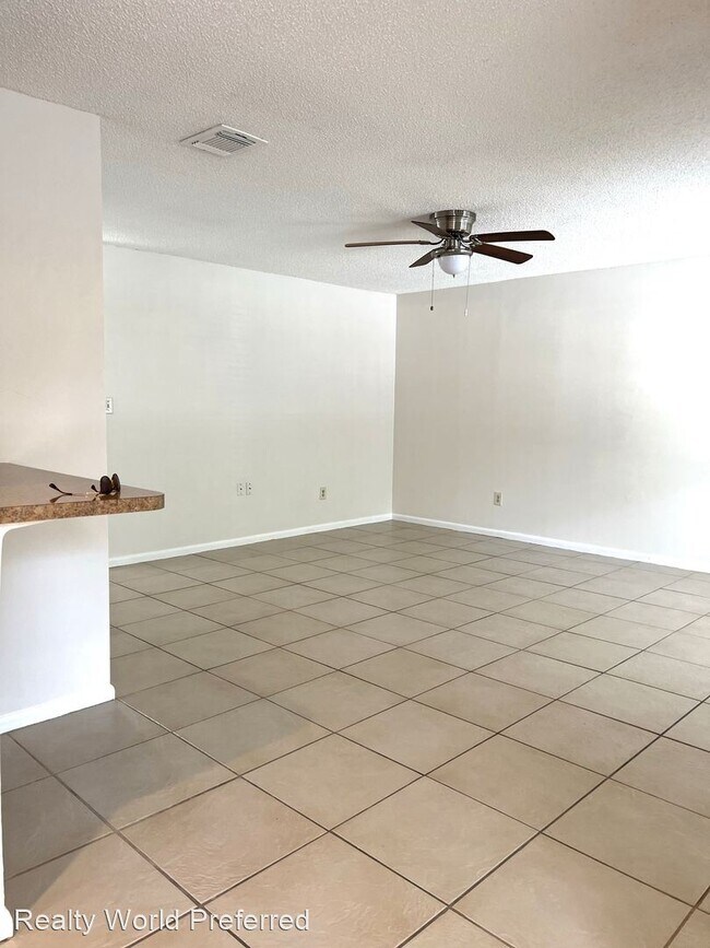 Building Photo - 2 br, 2 bath House - 493 Tamarack St.